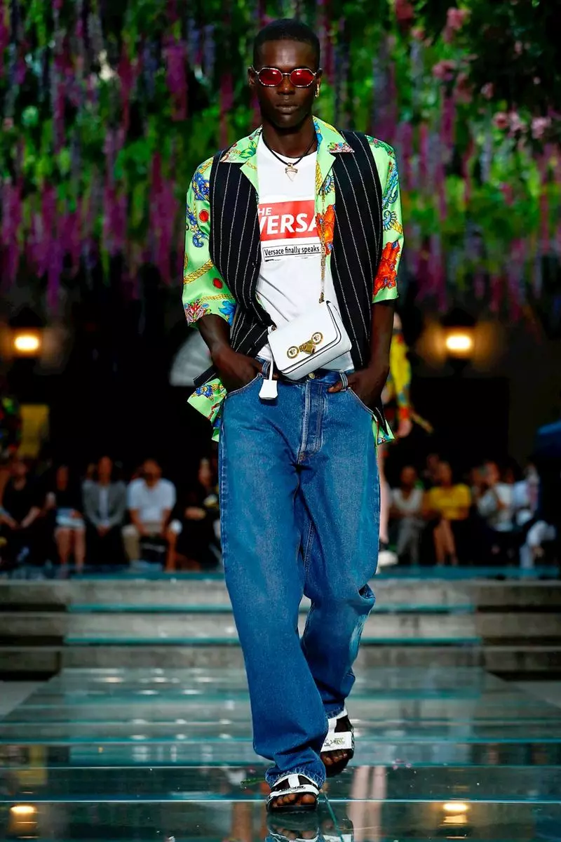 Versace Tufafin Menswear Lokacin bazara 2019 Milan43