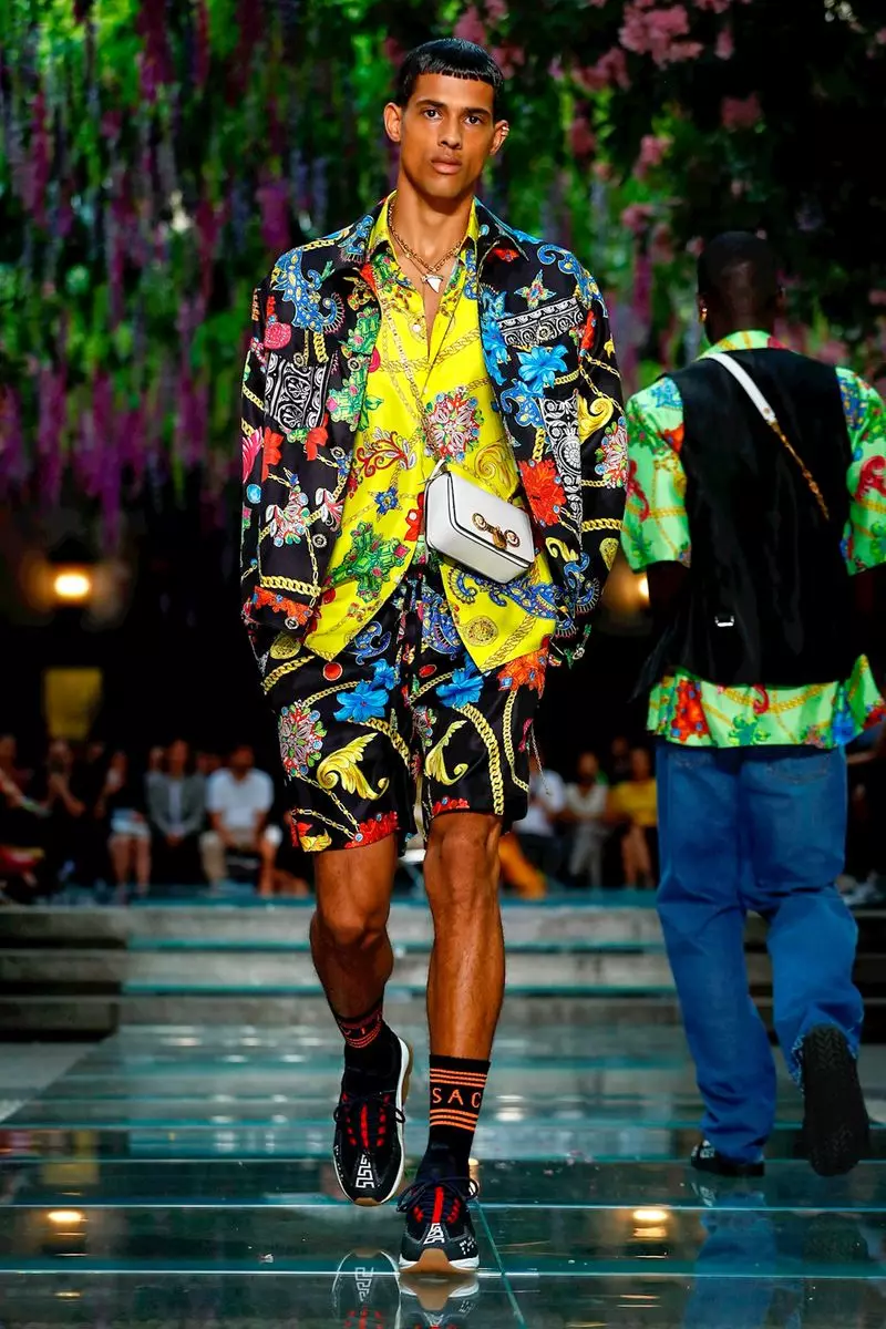 Versace Menswear אביב קיץ 2019 Milan45