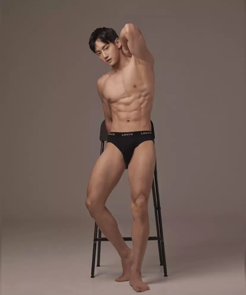 Profil Badan Yang Sempurna: Shin Seungchul oleh Studio Onepick 7996_7