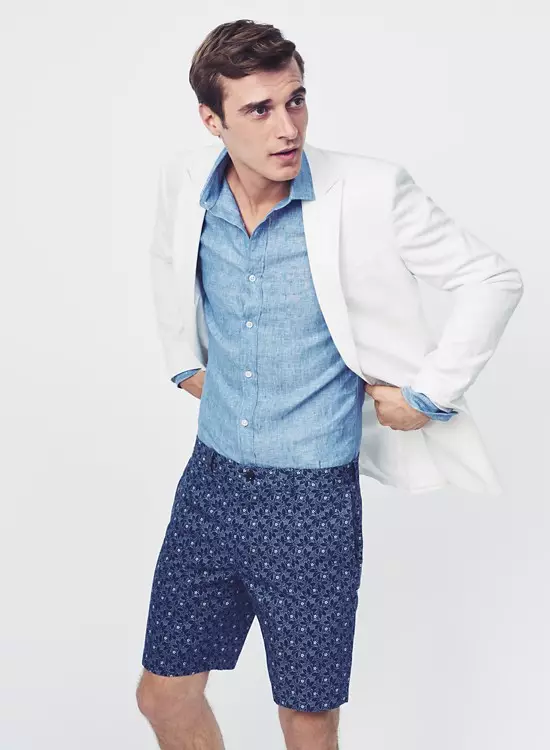 Des images parfaites pour la fête des pères, achetez le nouveau J.Crew Summer 2016 Party Playbook. C'est une excellente option, les papas sont complexes, les achats pour eux ne devraient pas l'être. Des stars du charmant Clément Chabernaud qui en a été l'image en 2015 et 2016.