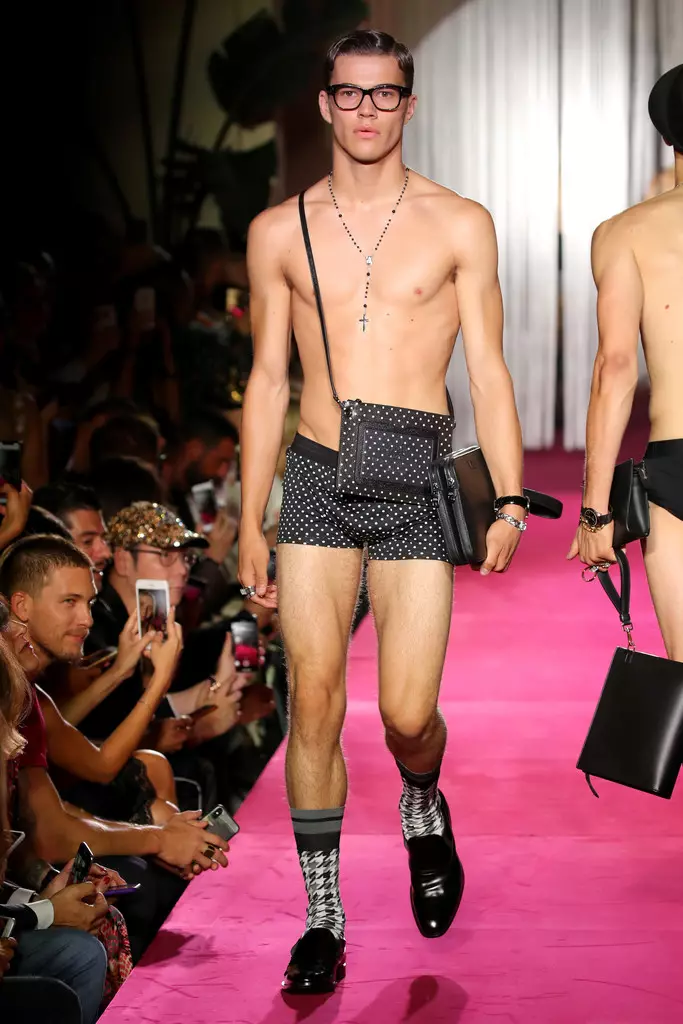 Dolce & Gabbana Naked King Secret tavaszi nyár 2019 Milánó15