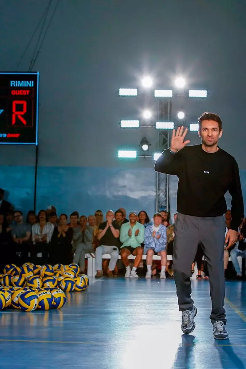 MSGM පිරිමි ඇඳුම් වසන්ත ගිම්හානය 2019 Milan69