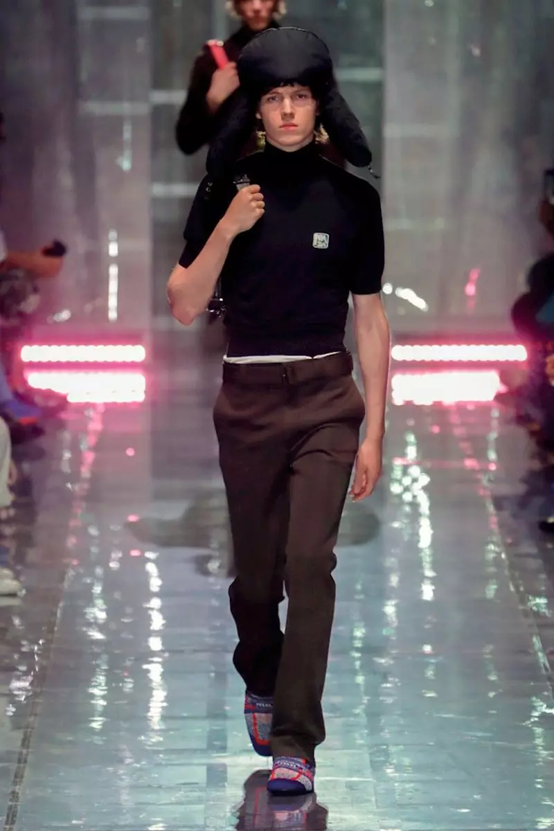 Oge okpomọkụ nke Prada 2019 Milan43