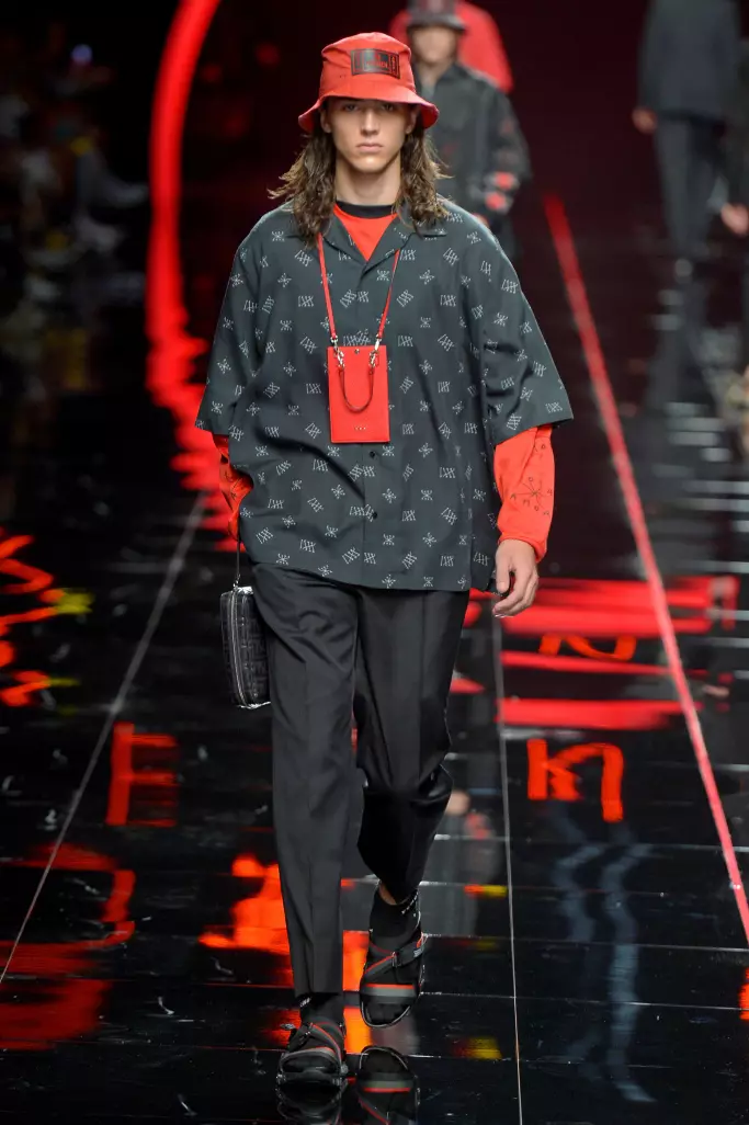 Mmiri ụmụ nwoke Fendi 2019