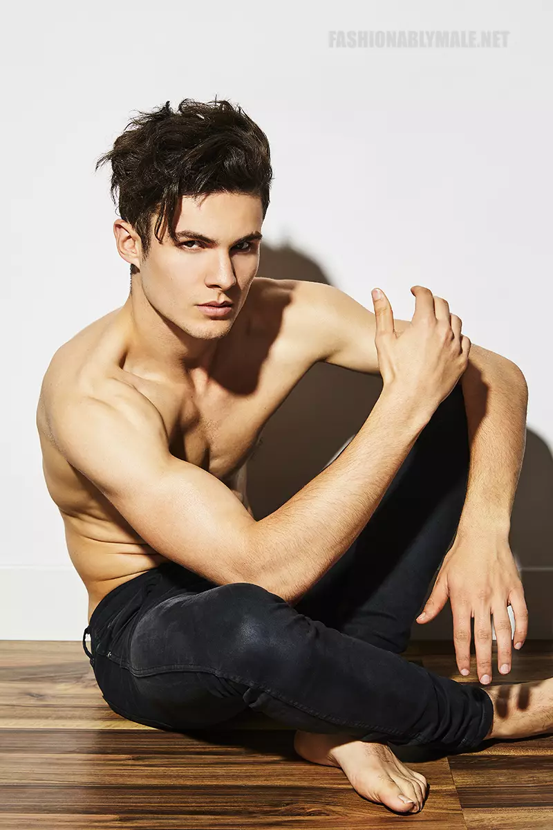 Jake Marin di Trent Pace per Fashionably Male5