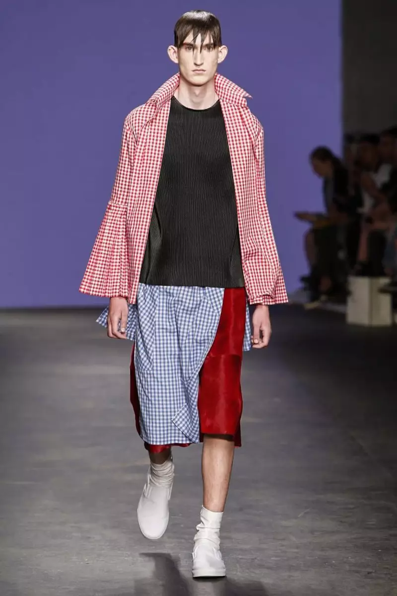Мушкарац, мушка одећа, пролеће лето, 2015, модна ревија у Лондону