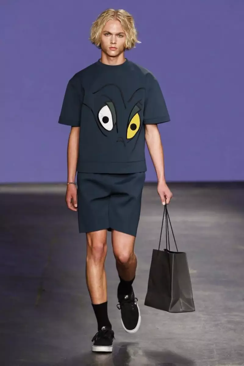 Adam, erkek eşikler, Bahar tomusy, 2015, Londonda moda sergisi