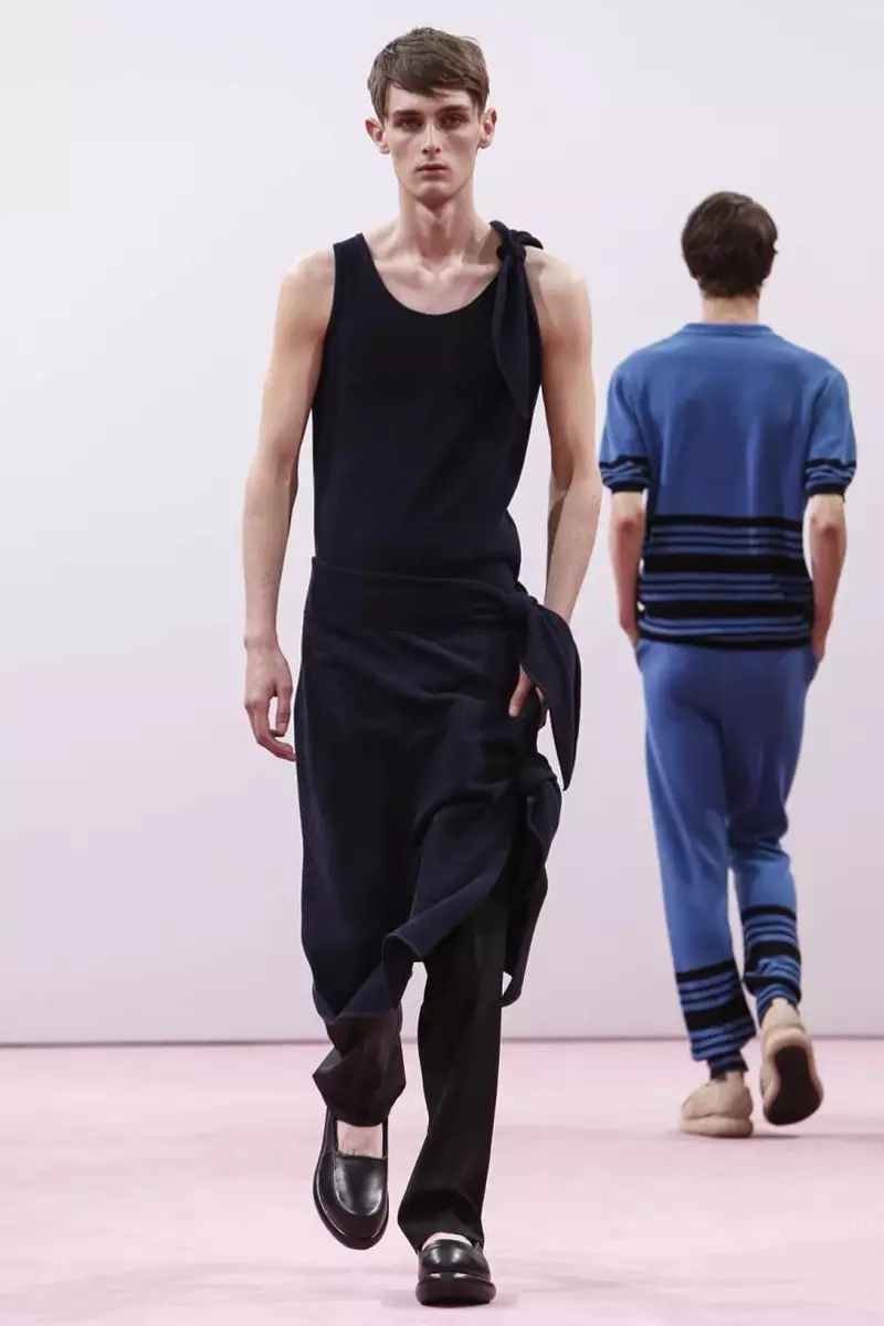 JW Anderson, Gizonezkoen arropa, 2015eko udaberria, Londresko moda desfilea