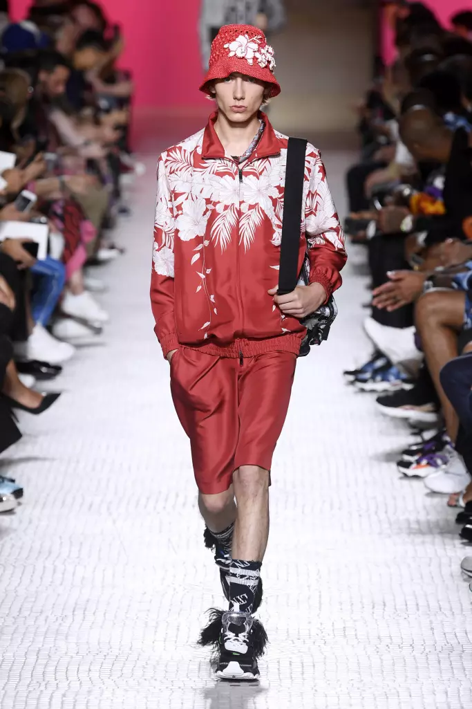 Valentino Men's Spring ya 2019