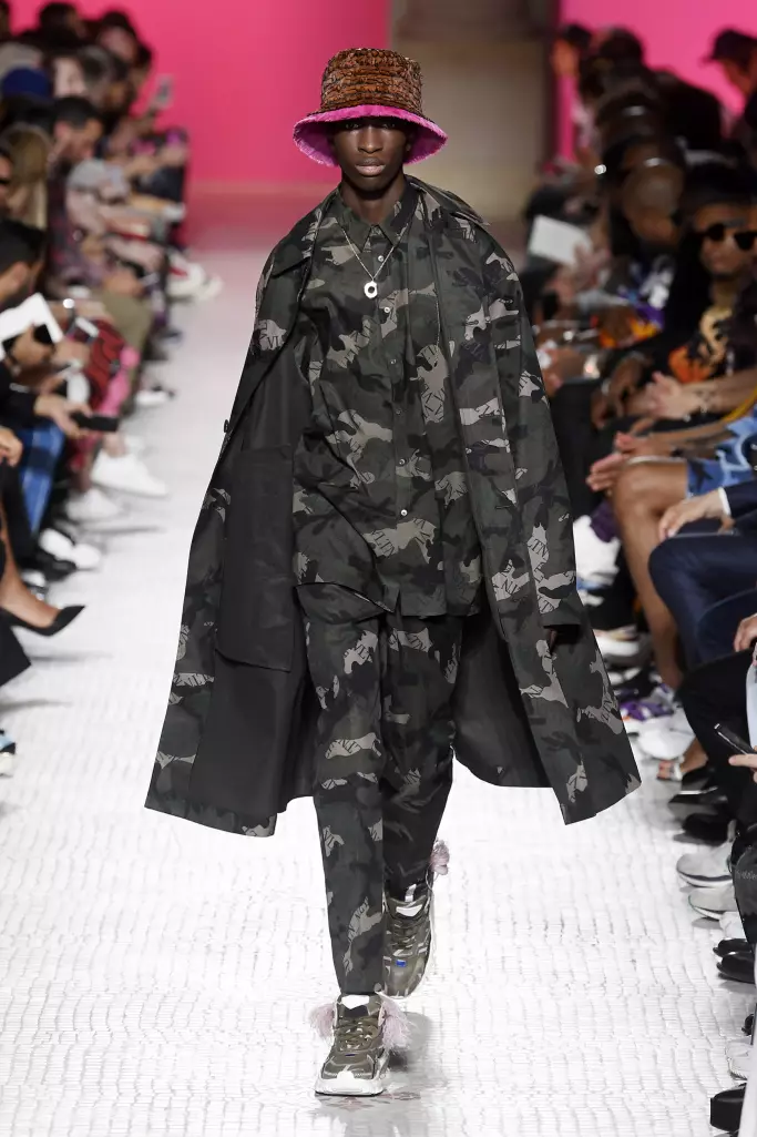 Mmiri nke ndị nwoke Valentino 2019