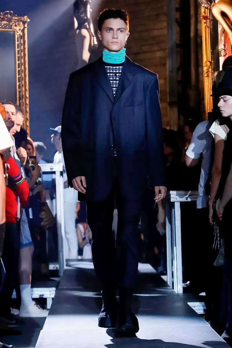 Raf Simons Musim Semi Musim Panas 2019 Paris40