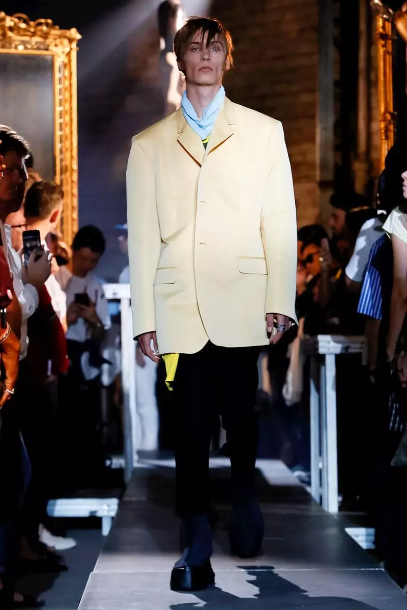 Raf Simons ฤดูใบไม้ผลิฤดูร้อน 2019 Paris45