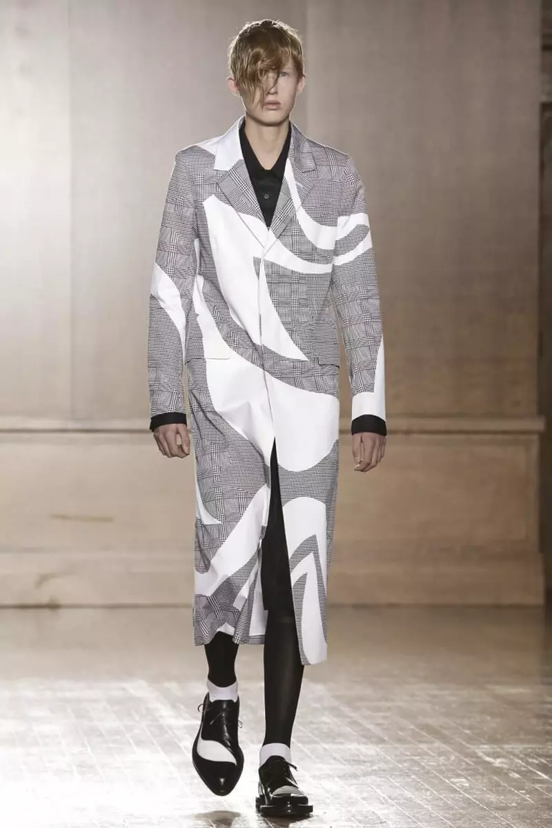 Fashion Show Alexander Macqueen - Moška oblačila pomlad poletje 2015 v Londonu