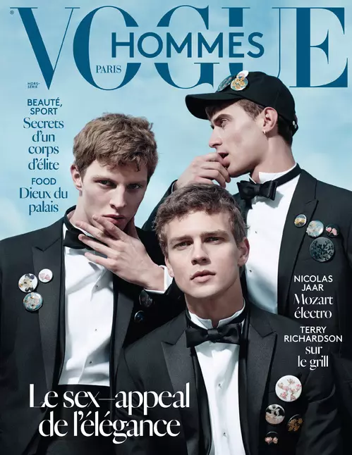 Elegance er... at tilføje et strejf af poesi til din smoking, et hvidt jakkesæt på vådt sand, lystens dybtliggende ild. Fordi uptown chic er hot, introducerer Vogue Hommes chefredaktør Olivier Lalanne forår/sommer 2015-udgaven med en ode til moderne elegance. Udkommer 18. marts.