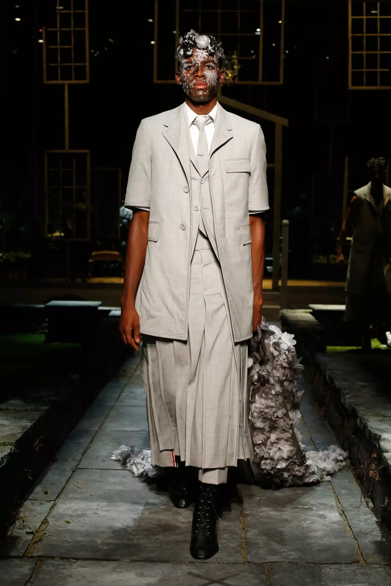 Thom Browne Siap Nganggo Musim Semi 2022 New York 8608_28