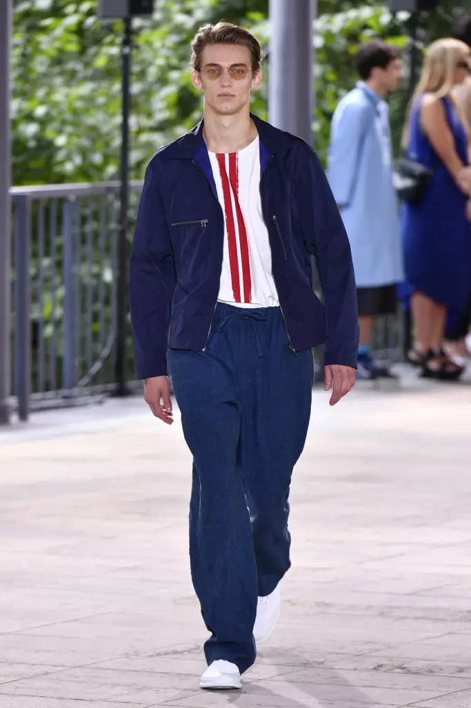 Issey Miyake Men's Spring ឆ្នាំ 2019