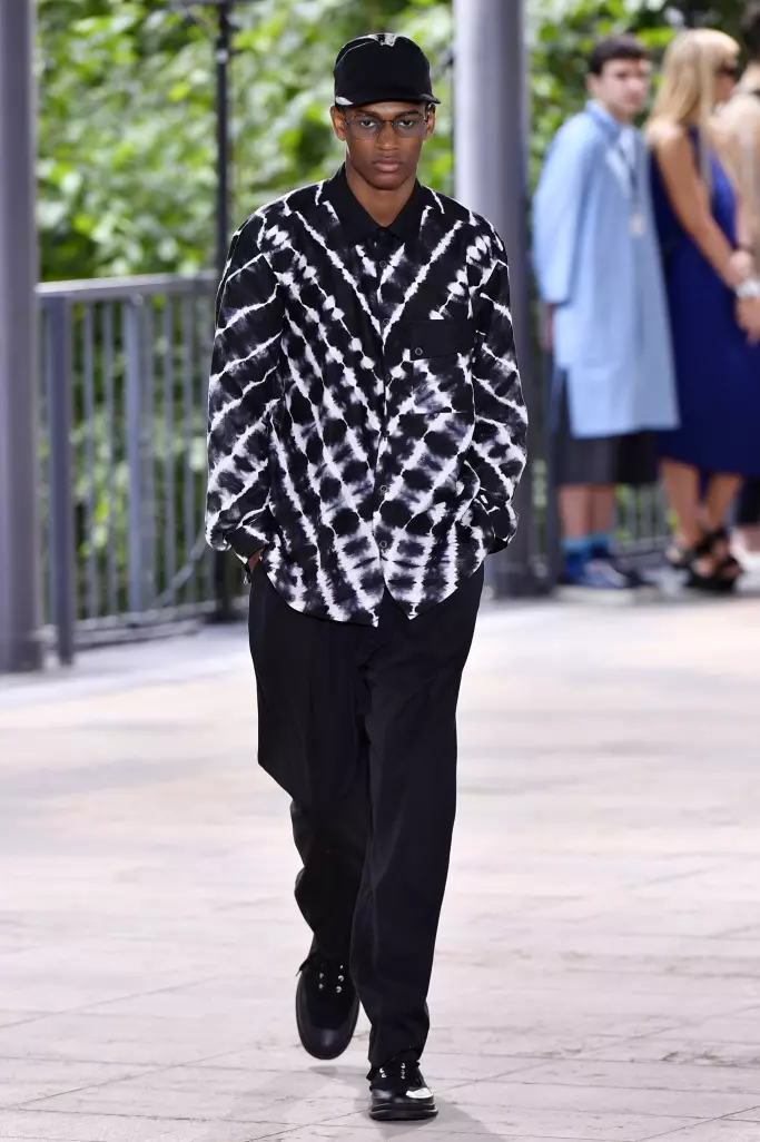 Issey Miyake የወንዶች ጸደይ 2019