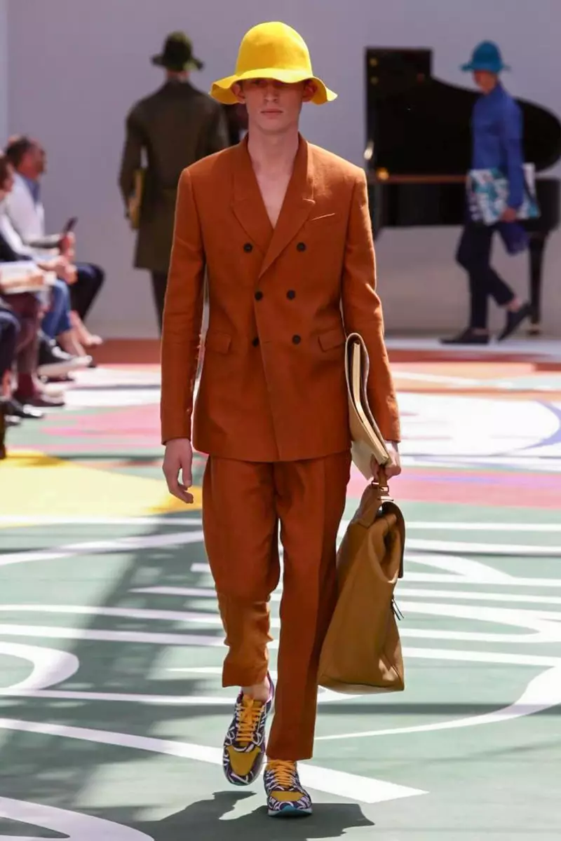 Burberry Prorsum, Mansklere, Lente-somer, 2015, Modeskou in Londen