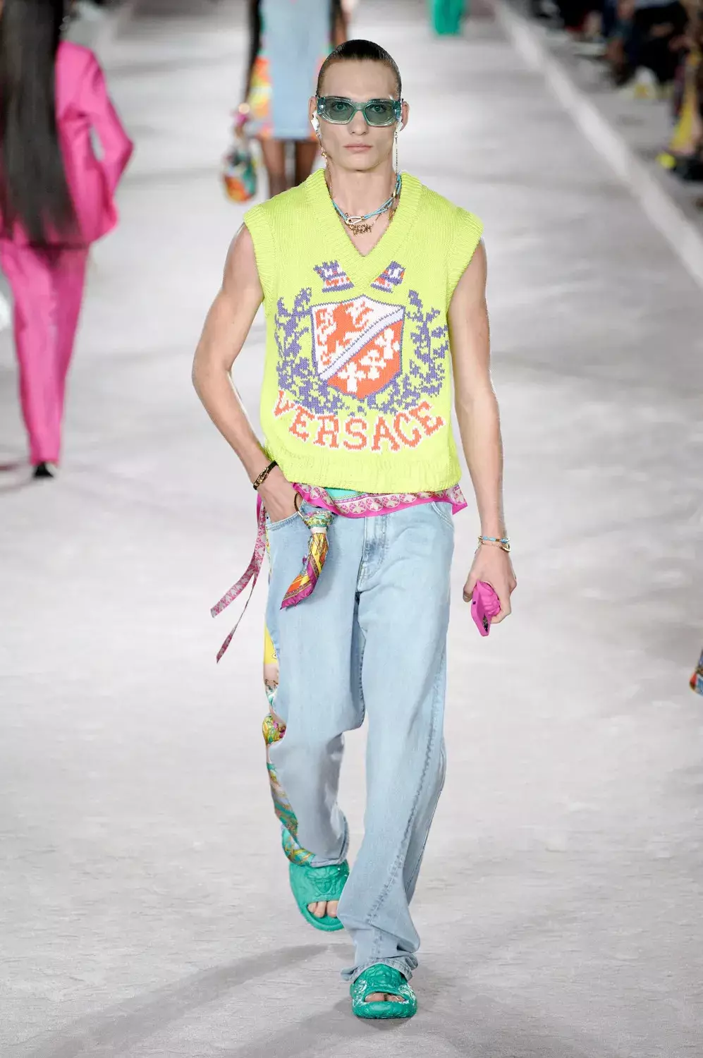 Versace RTW Lente 2022 Milaan 8796_1