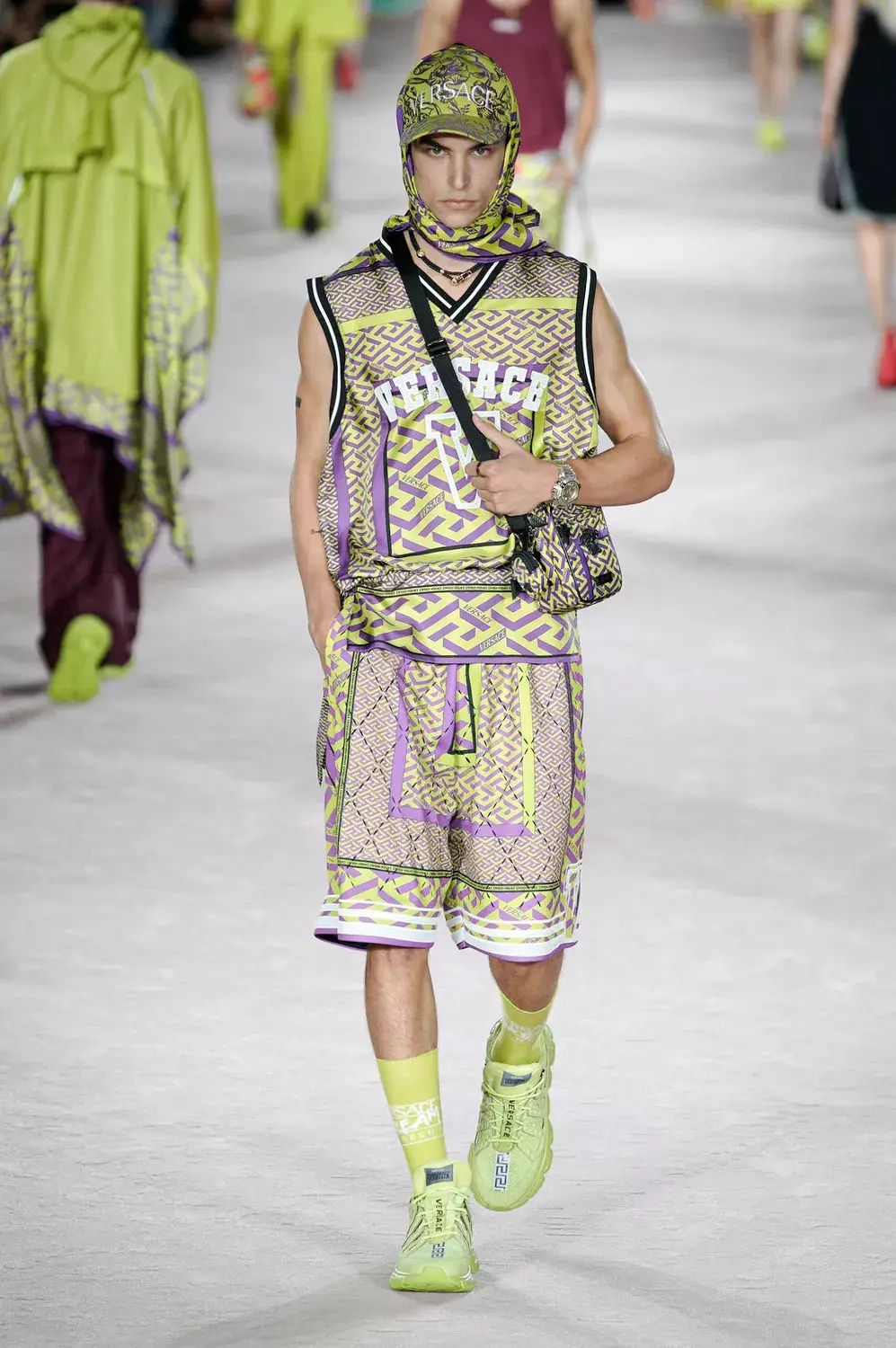 Versace RTW Yaz 2022 Milan 8796_8