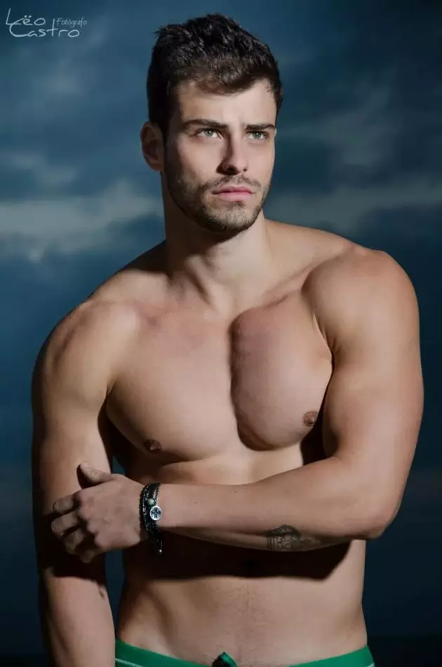 Hunk Lucas Malvacini gan y Ffotograffydd Lëo Castro 8801_5