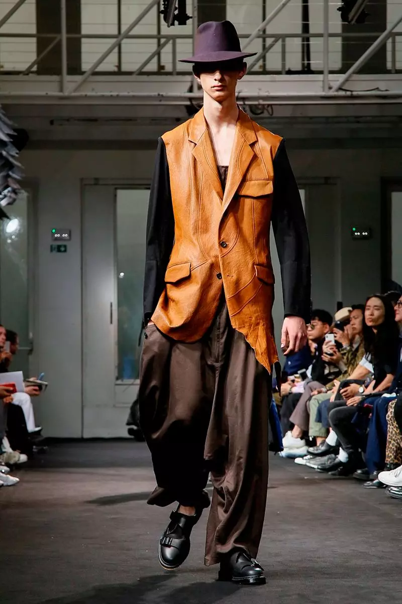 Yohji Yamamoto meesterõivad, kevadsuvi 2019 Pariis19