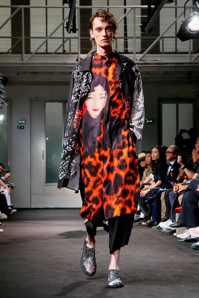 Yohji Yamamoto uwe ndị nwoke na-eyi oge opupu ihe ubi 2019 Paris32