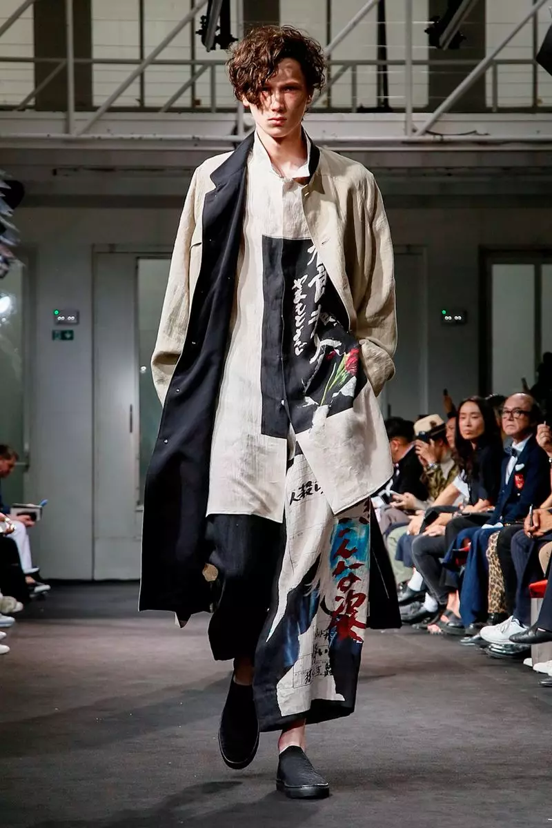 Yohji Yamamoto vīriešu apģērbi 2019. gada pavasara vasarai Parīzē36