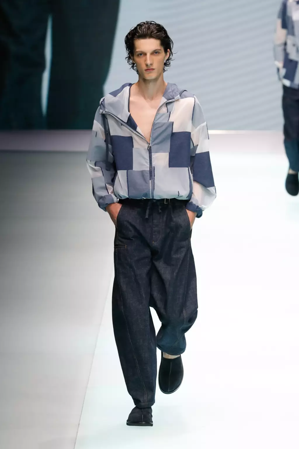 Emporio Armani Ready To Wear весна 2022 8808_1