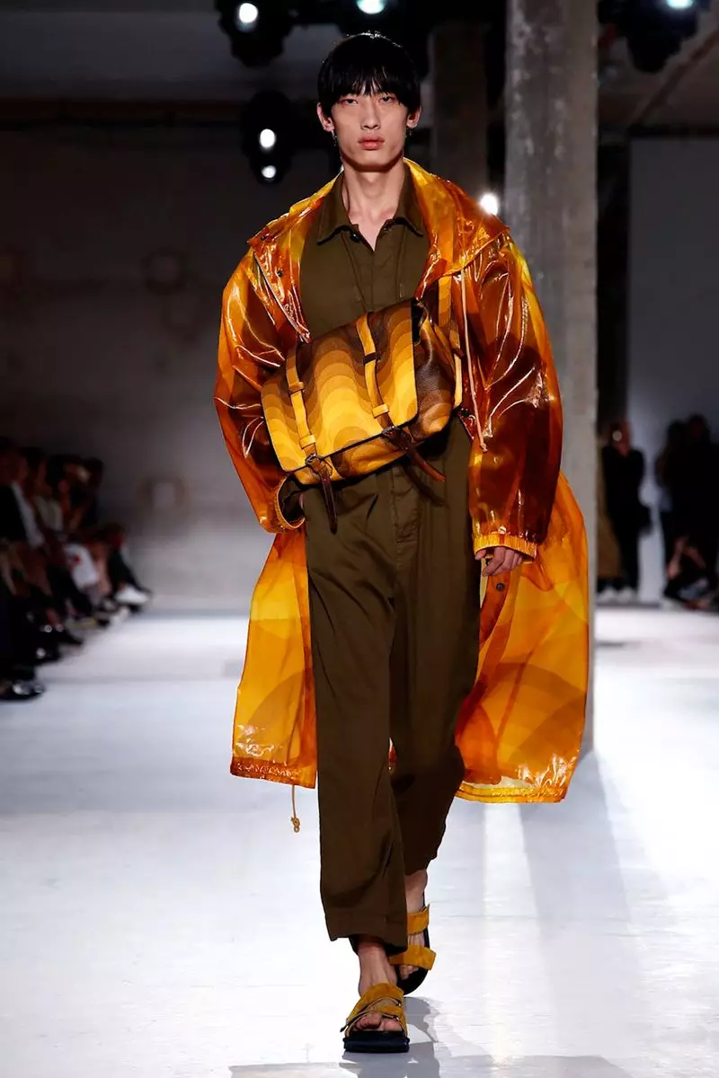 Van Noten Menswear နွေဦးနွေရာသီ 2019 Paris12 ကို ခြောက်သွေ့စေပါသည်။