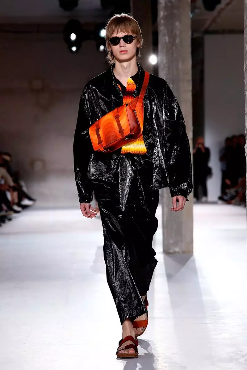 Dries Van Noten uwe nwoke n'oge opupu ihe ubi 2019 Paris14