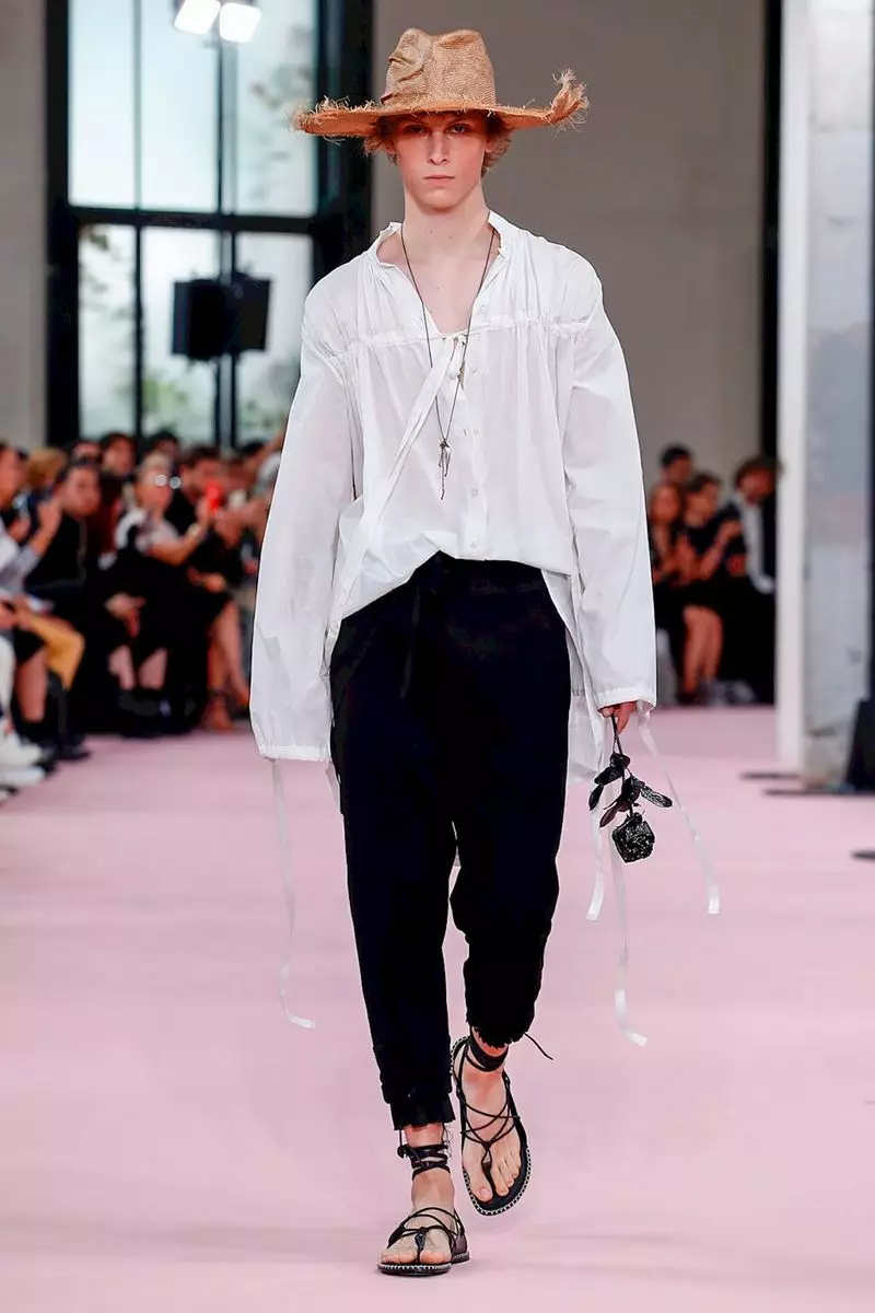 Ann Demeulemeester Либоси мардона тобистони баҳори 2019 Париж1