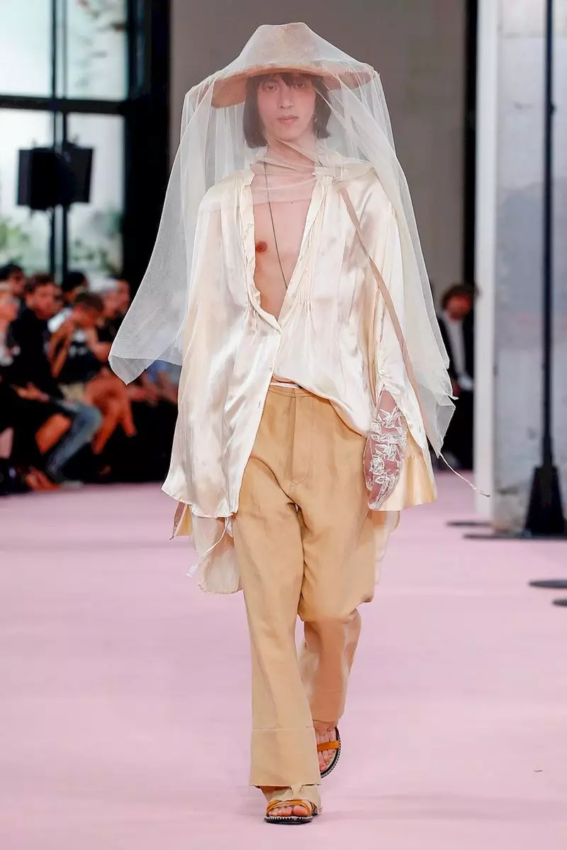 Ann Demeulemeester Gizonezkoen arropa 2019ko Udaberria Paris34