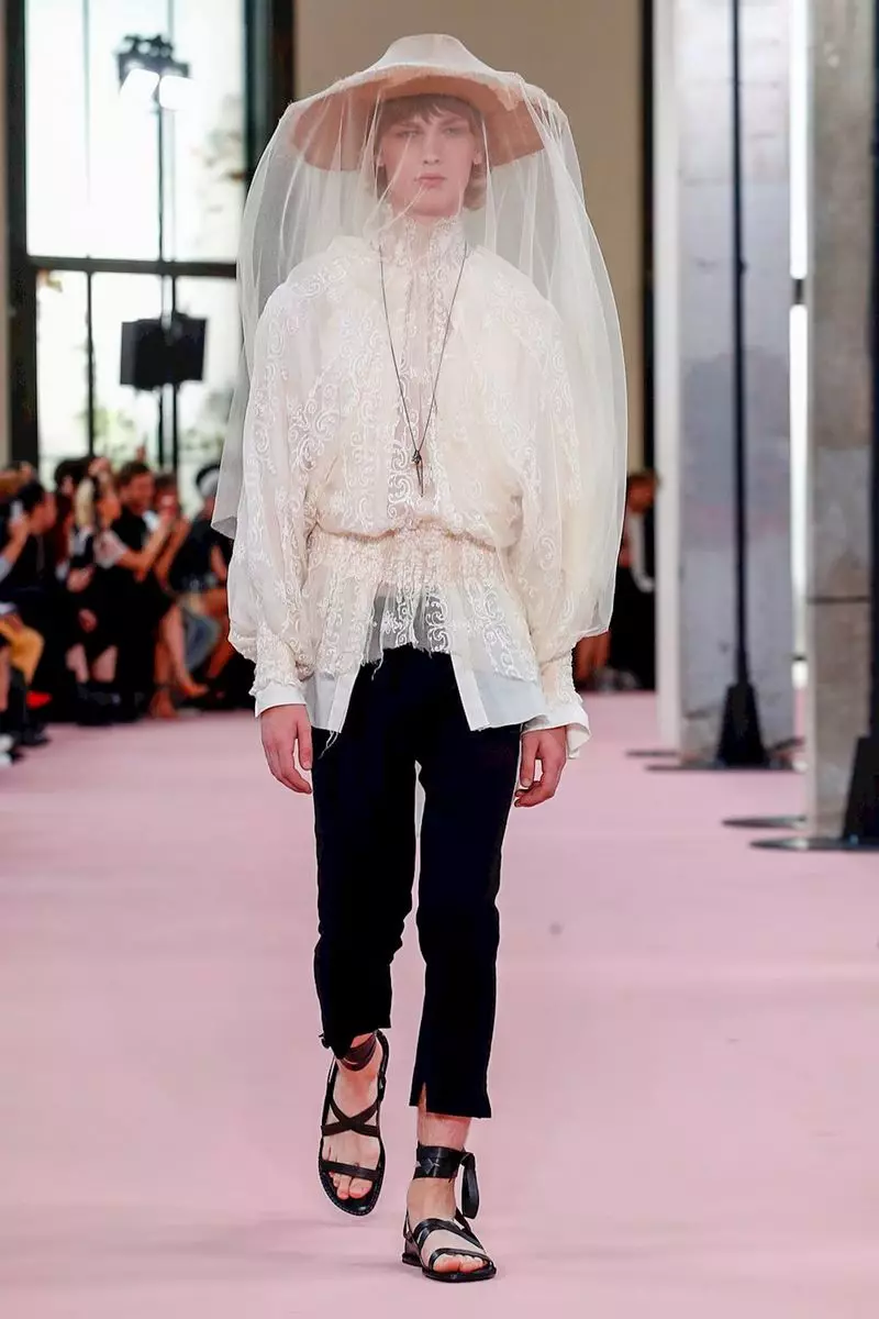 Ann Demeulemeester Awọn ọkunrin aṣọ orisun omi Ooru 2019 Paris42