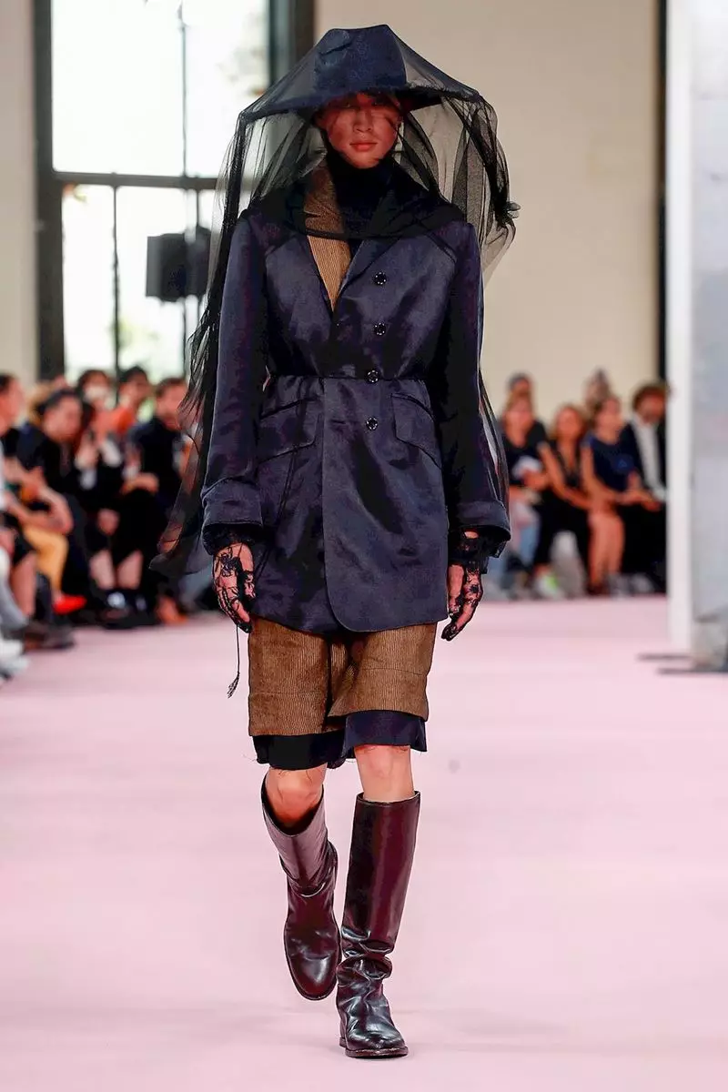 Ann Demeulemeester የወንዶች ልብስ ጸደይ ክረምት 2019 Paris5