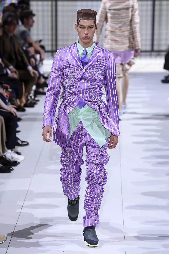 Comme Des Garcons Erkekleriň bahary 2019