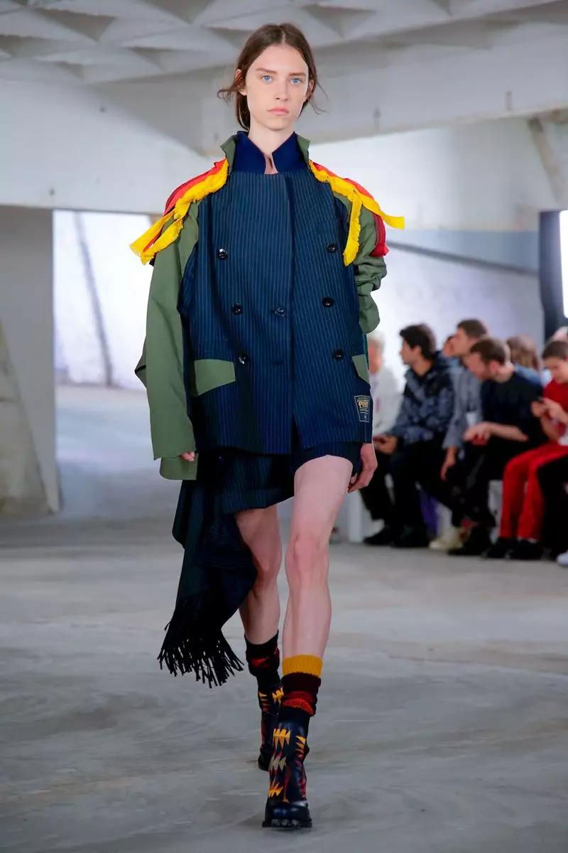 Sacai Menswear 2019 tavaszi nyár Párizs49