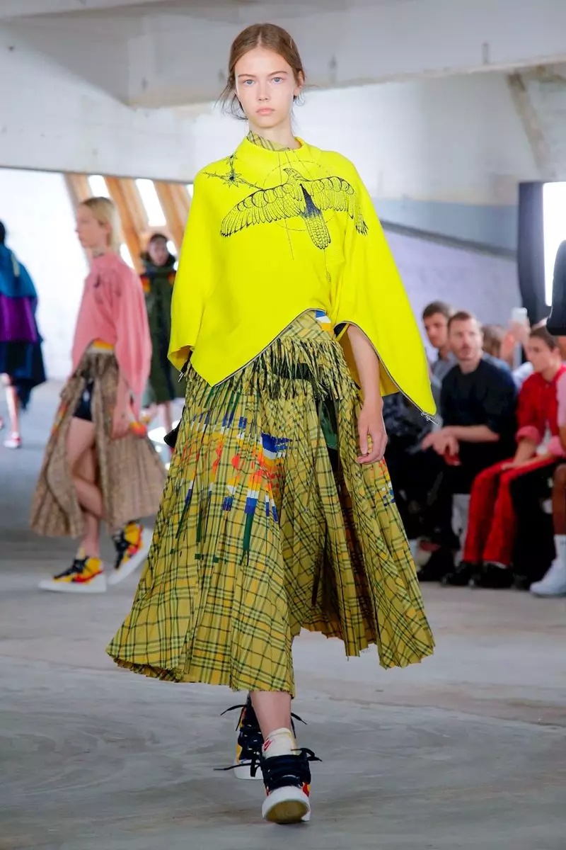 Sacai Gizonezkoen Arropa 2019ko Udaberria Paris56