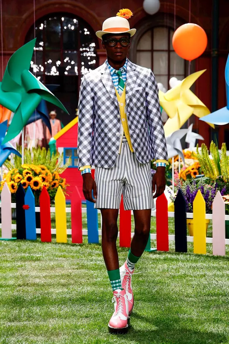 Akanjo lehilahy Thom Browne lohataona fahavaratra 2019 Paris36