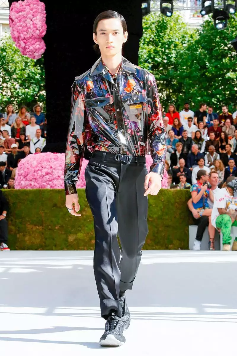 Dior Homme férfiruha 2019 tavaszi nyár Párizs43