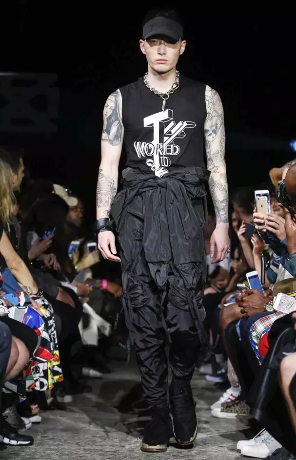 KTZ MENSWEAR SPRING SUMMER 2017 ລອນດອນ (32)