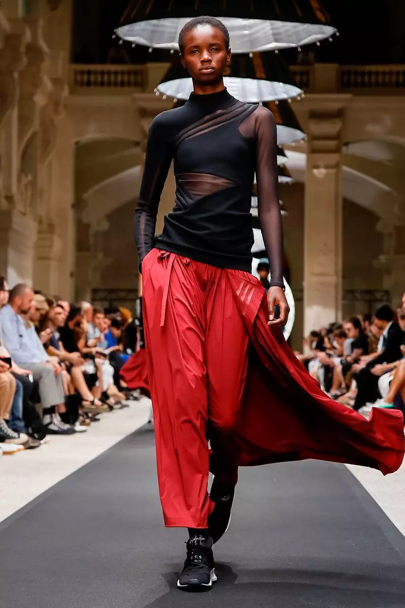 Y-3 Gizonezkoen arropa 2019ko Udaberria Paris47