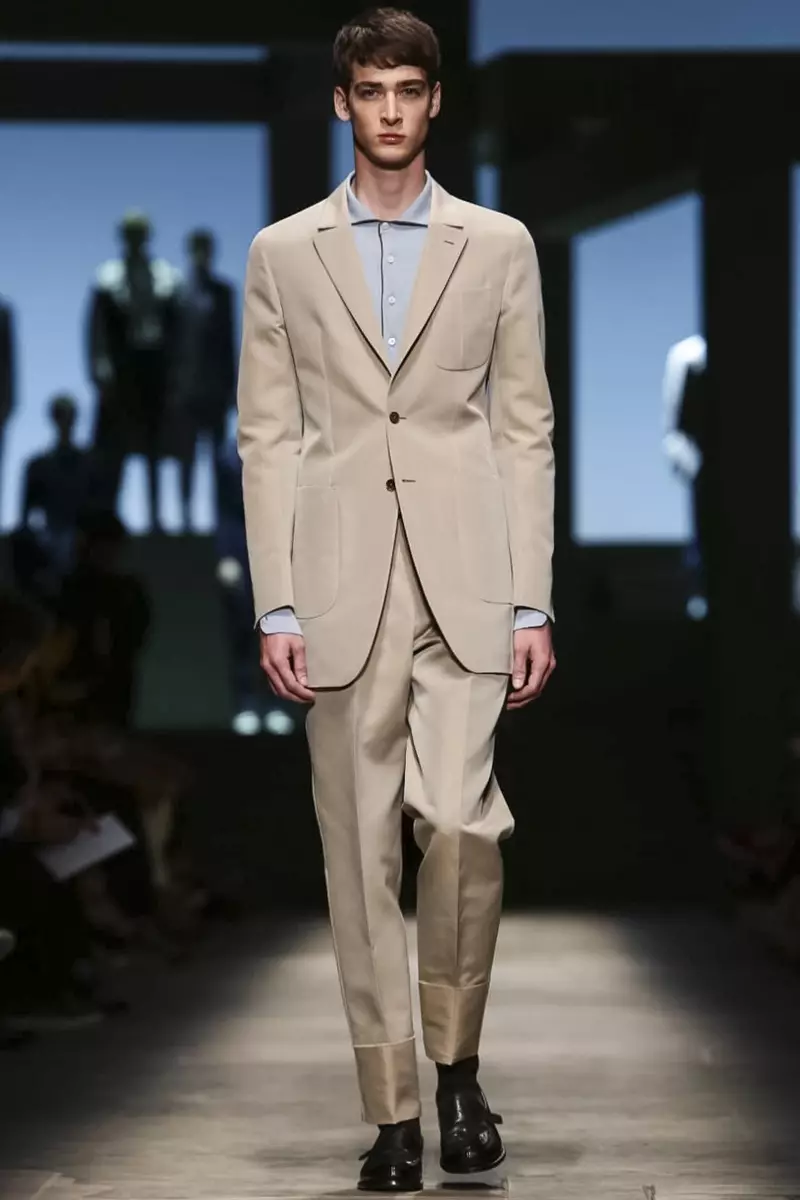 Ermenegildo Zegna Mkpokọta uwe ndị nwoke nke oge opupu ihe ubi 2015 na Milan