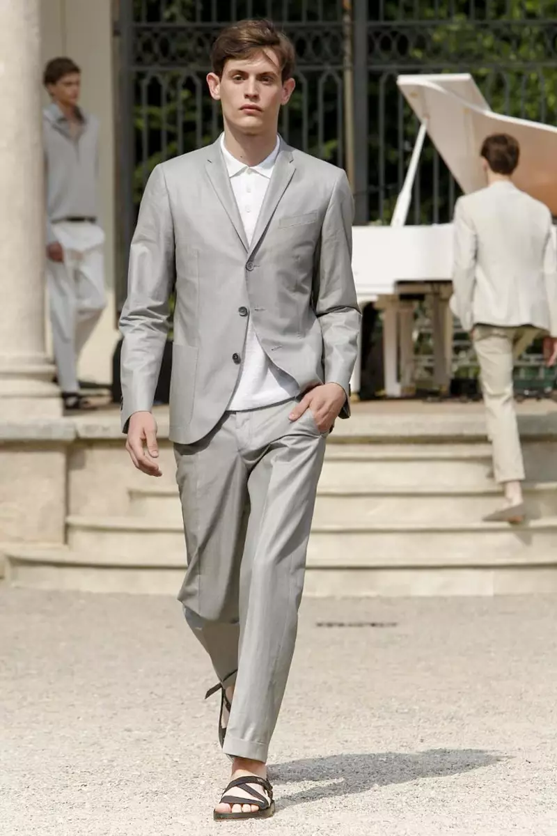 Corneliani, roba masculina, primavera estiu, 2015, desfilada de moda a Milà