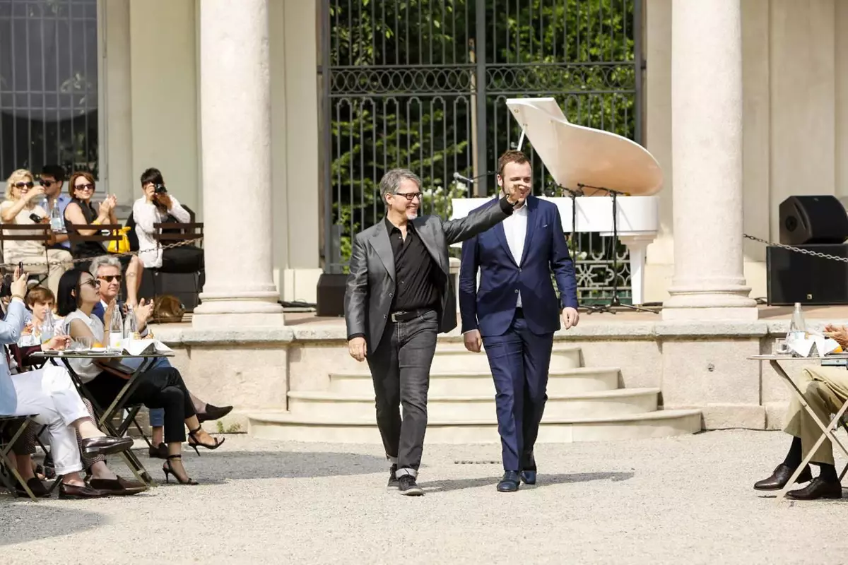 Corneliani, moda masculina, primavera verão de 2015, desfile de moda em Milão