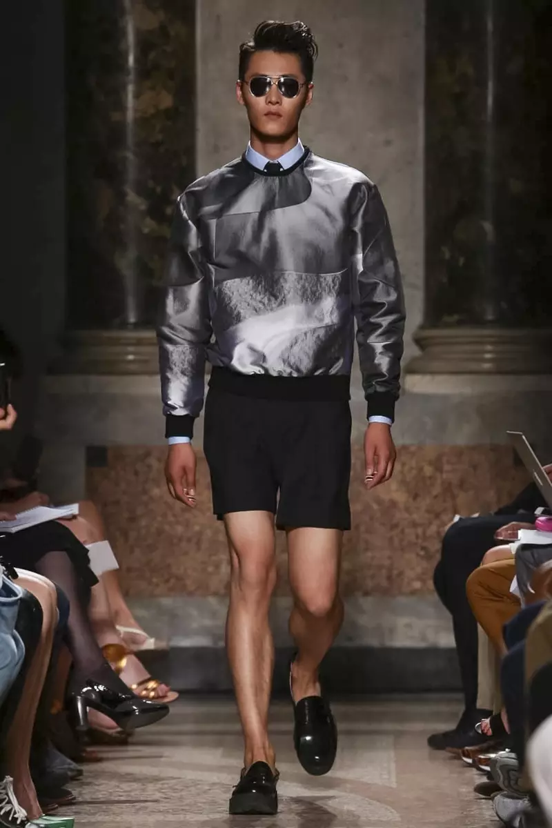 Colección de roupa masculina Les Hommes Primavera Verán 2015 en Milán