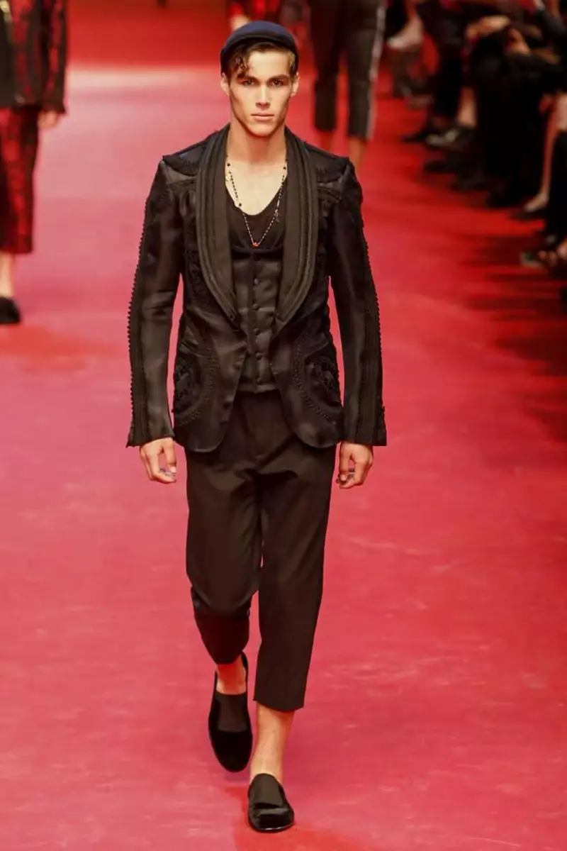 Dolce & Gabbana orisun omi / ooru 2015 Milan 9411_30