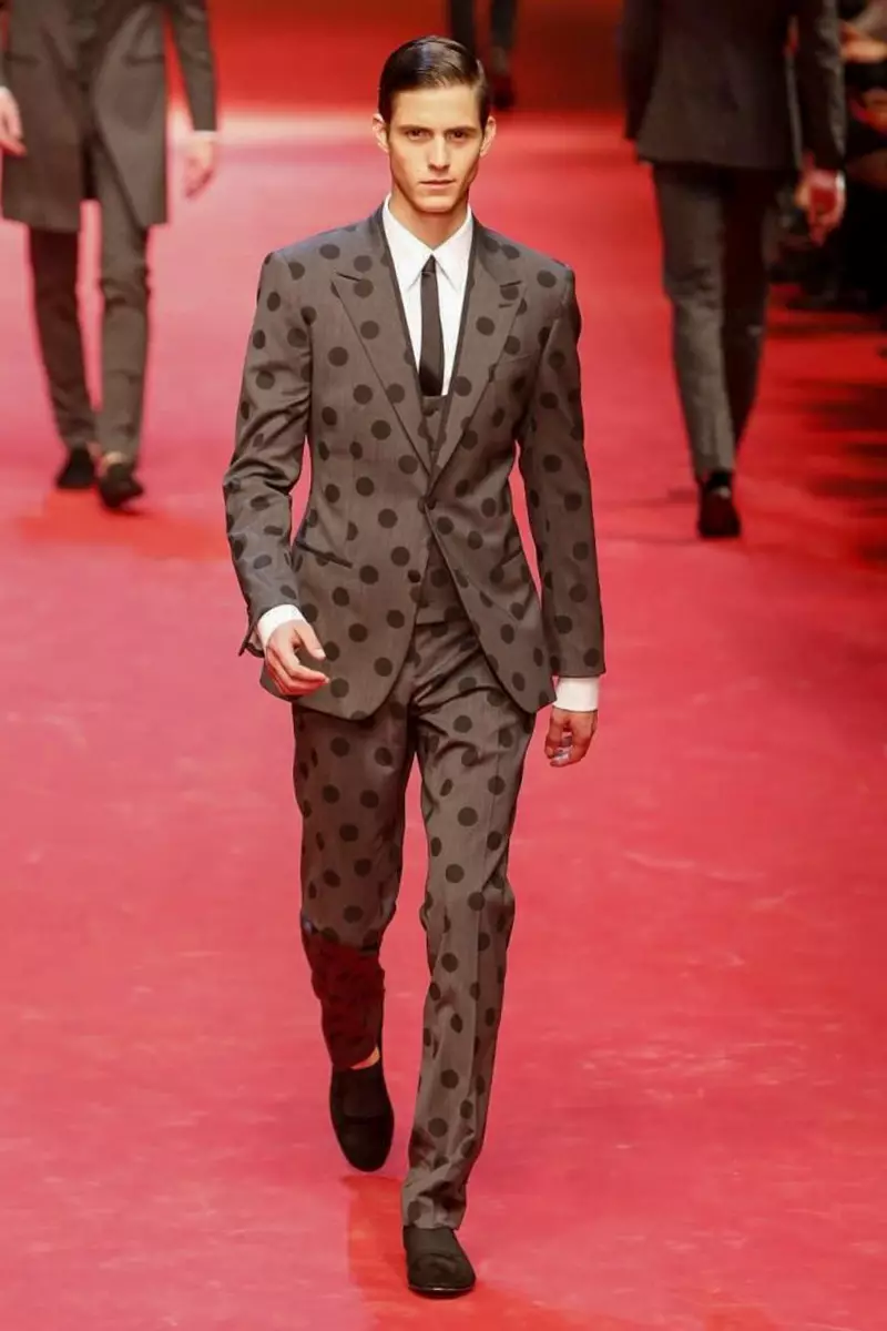 Dolce & Gabbana orisun omi / ooru 2015 Milan 9411_56