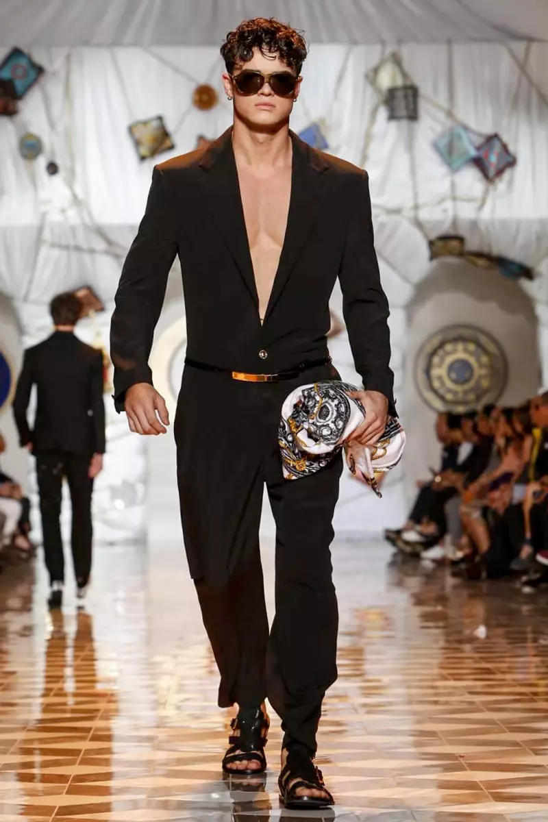 Versace, Menswear, Spring Summer, 2015, Fashion Show នៅ Milan