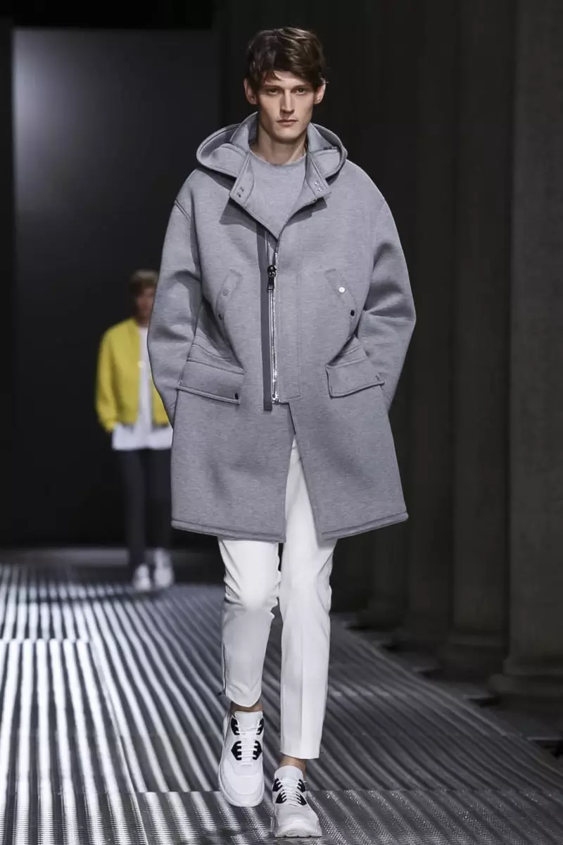 Neil Barrett Menswear Collection Prentan Ete 2015 nan Milan